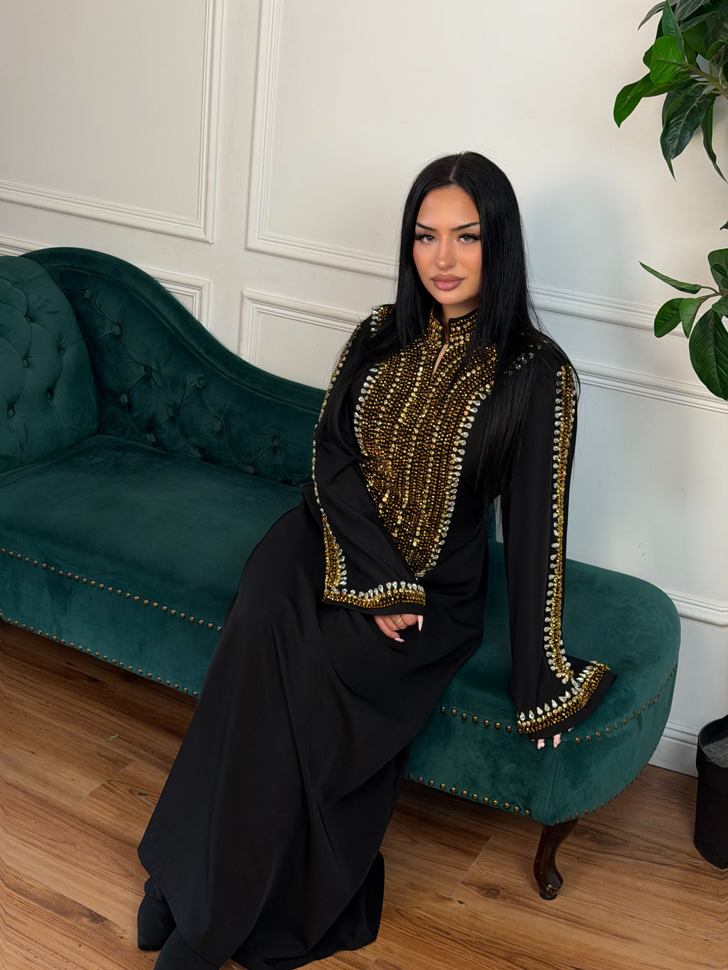 Crystal Velvet Black